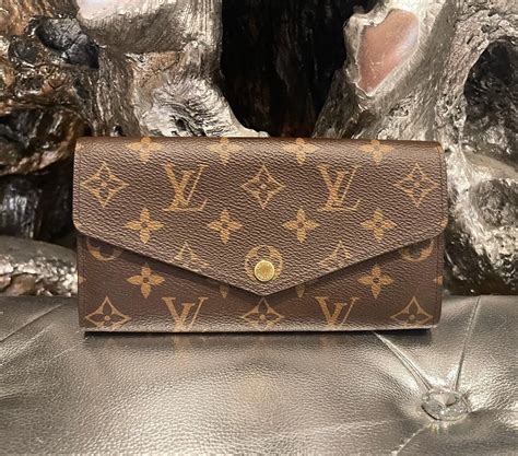 louis vuitton empreinte sarah wallet|louis vuitton sarah wallet monogram.